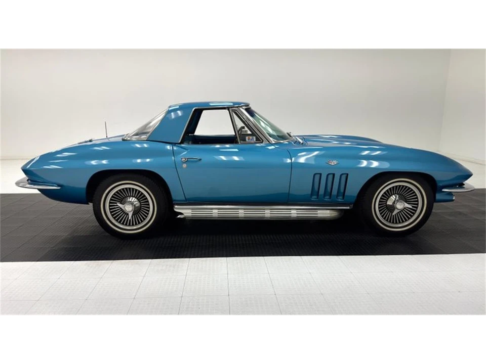 1965 Chevrolet Corvette C2 - Image 12 of 31