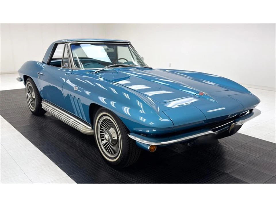 1965 Chevrolet Corvette C2 - Image 13 of 31