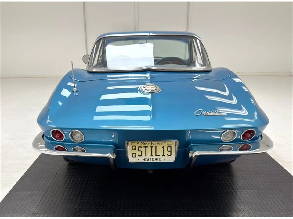 1965 Chevrolet Corvette C2 - Image 10 of 31