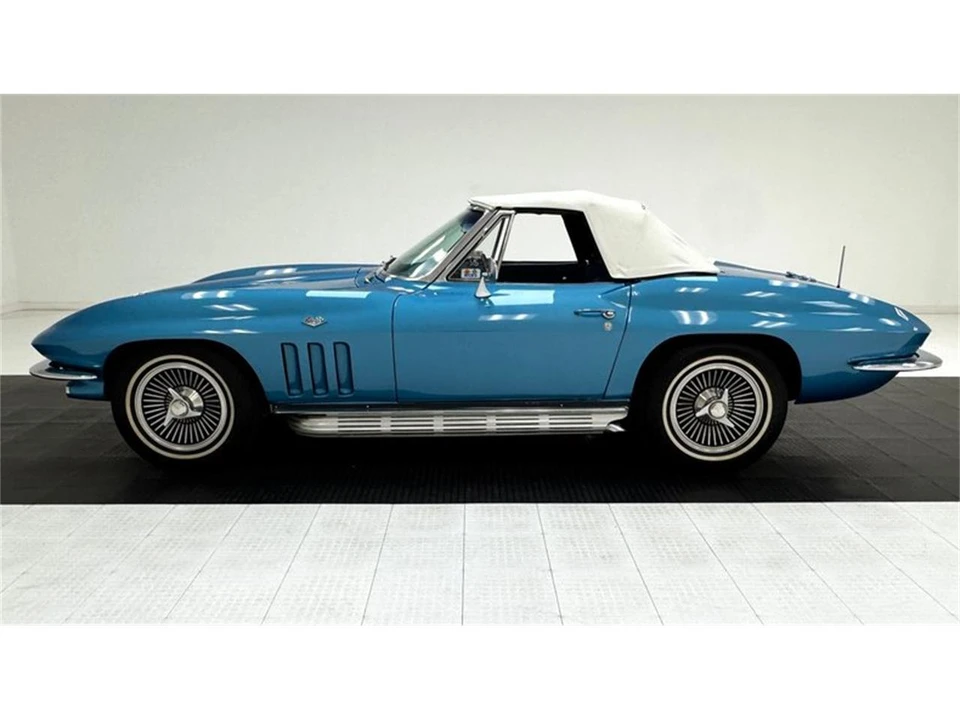 1965 Chevrolet Corvette C2 - Image 5 of 31