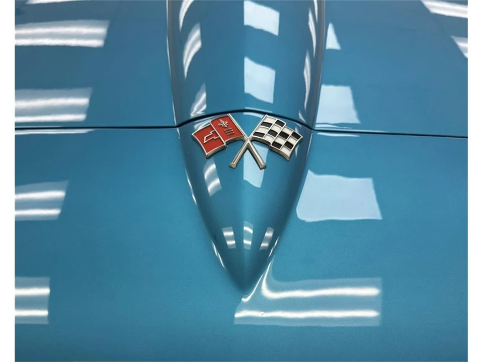 1965 Chevrolet Corvette C2 - Image 15 of 31