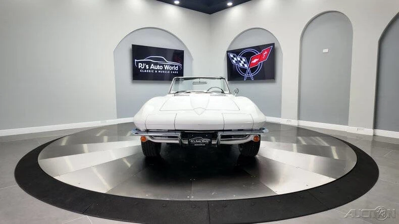 1965 Chevrolet Corvette C2 - Image 12 of 21