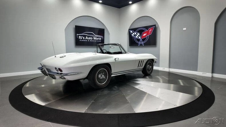 1965 Chevrolet Corvette C2 - Image 4 of 21