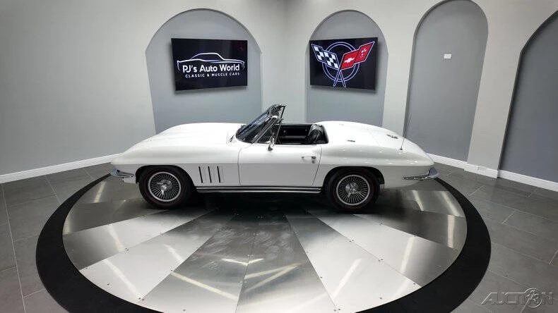 1965 Chevrolet Corvette C2 - Image 21 of 21