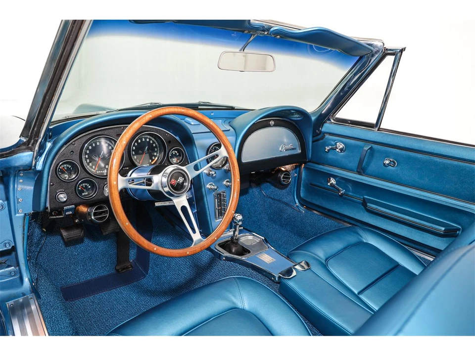 1965 Chevrolet Corvette C2 - Image 19 of 31