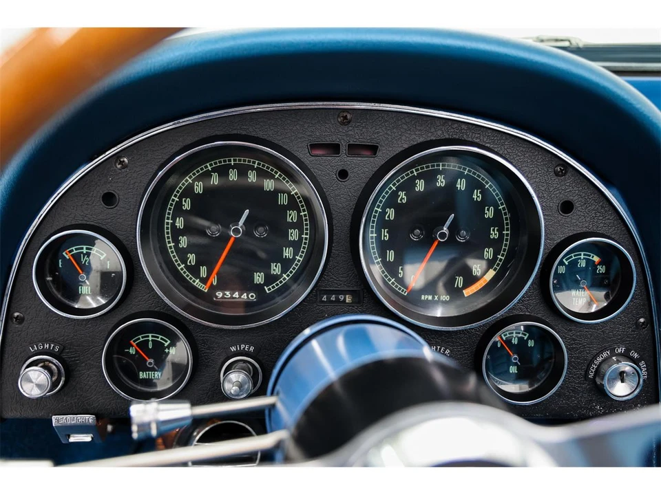 1965 Chevrolet Corvette C2 - Image 21 of 31
