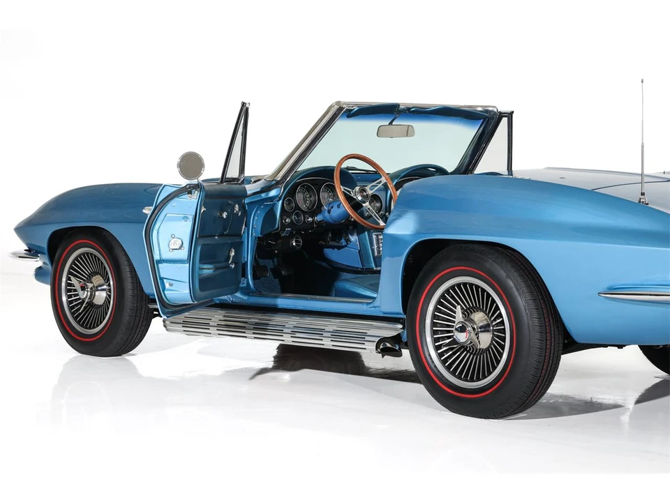 1965 Chevrolet Corvette C2 - Image 17 of 31
