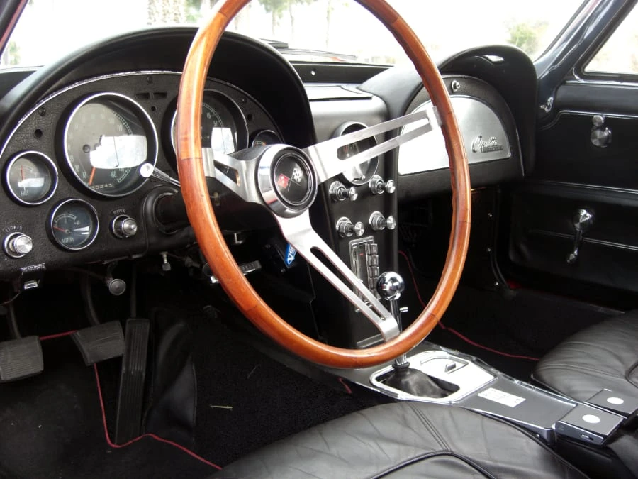 1965 Chevrolet Corvette C2 - Image 4 of 12