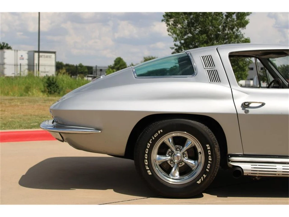 1965 Chevrolet Corvette C2 - Image 31 of 31
