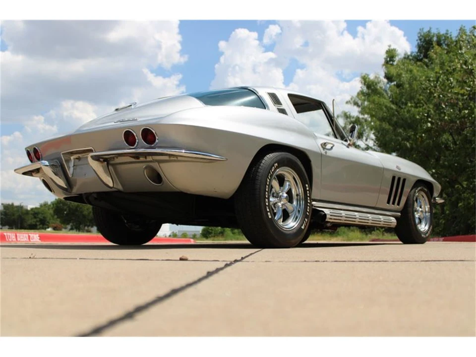 1965 Chevrolet Corvette C2 - Image 16 of 31