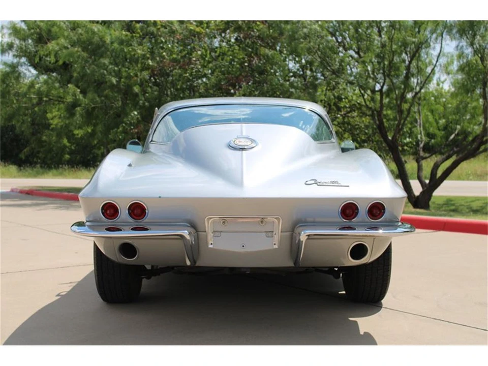 1965 Chevrolet Corvette C2 - Image 12 of 31