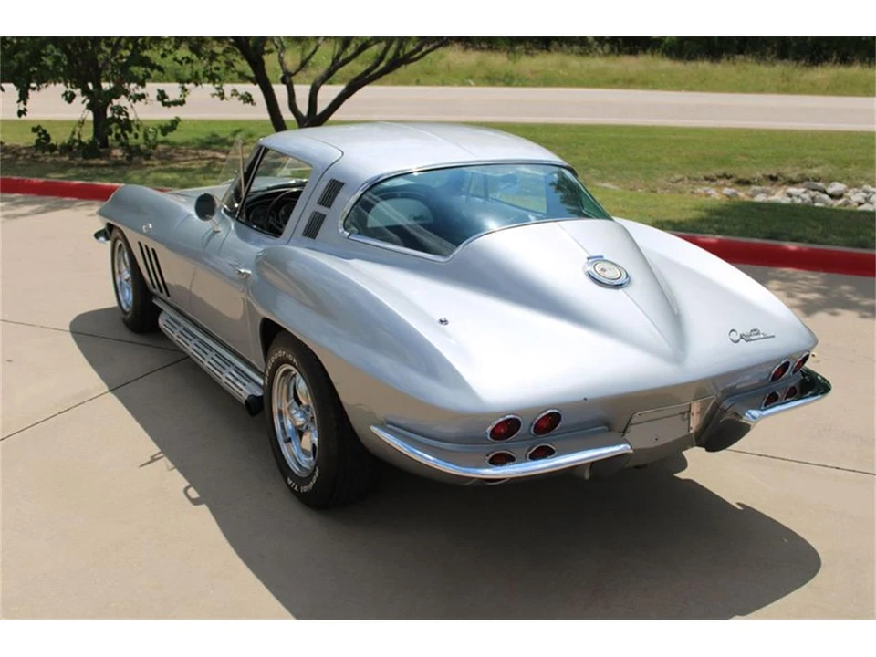 1965 Chevrolet Corvette C2 - Image 8 of 31