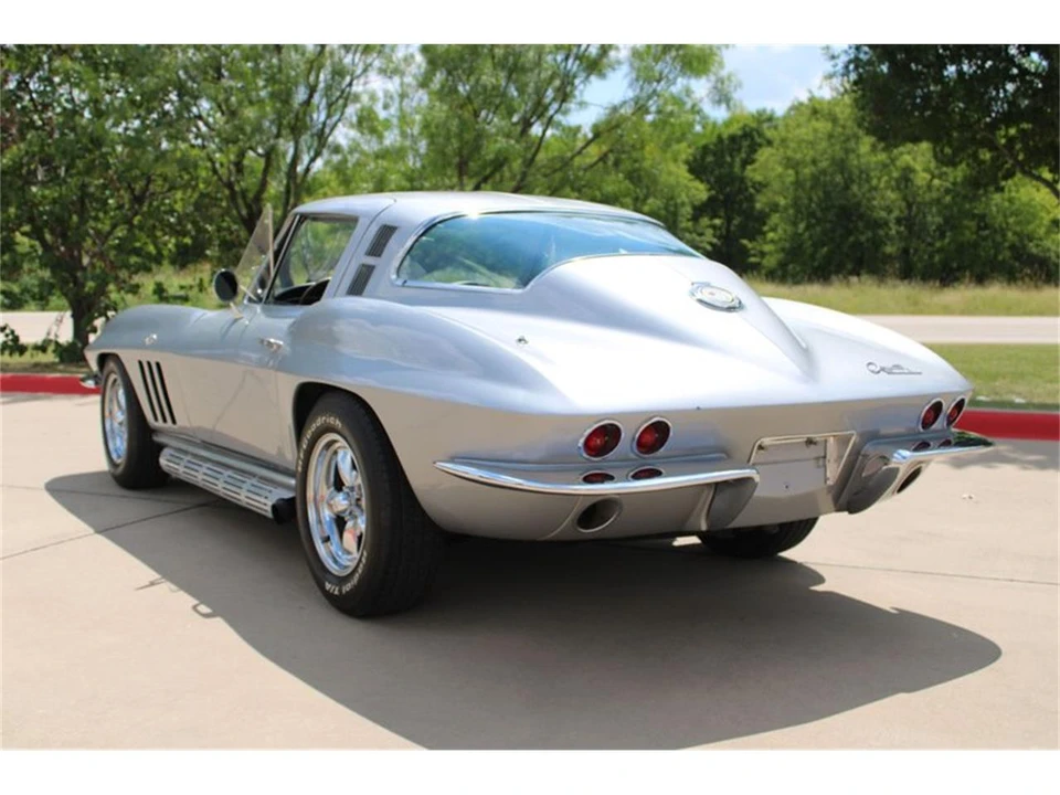 1965 Chevrolet Corvette C2 - Image 9 of 31