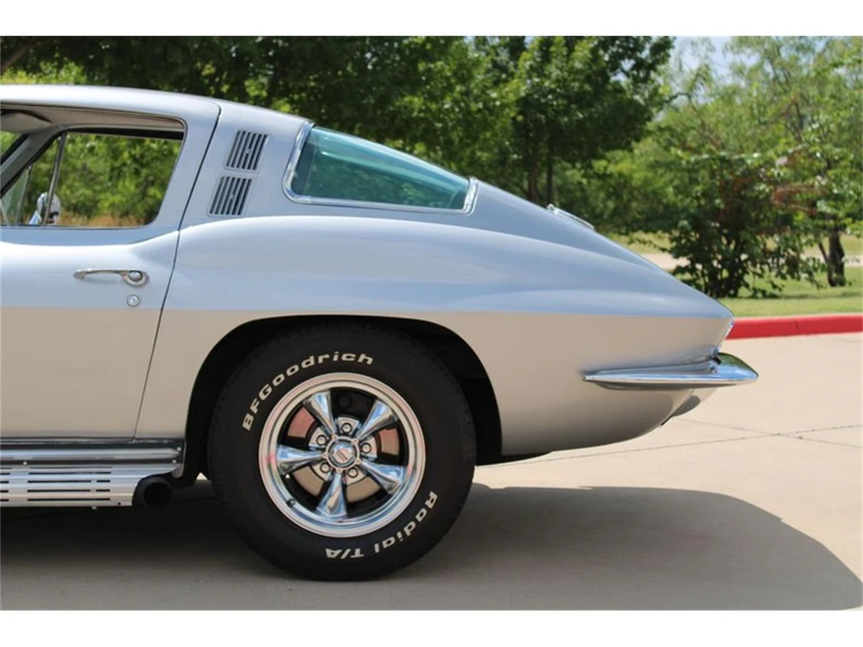 1965 Chevrolet Corvette C2 - Image 29 of 31