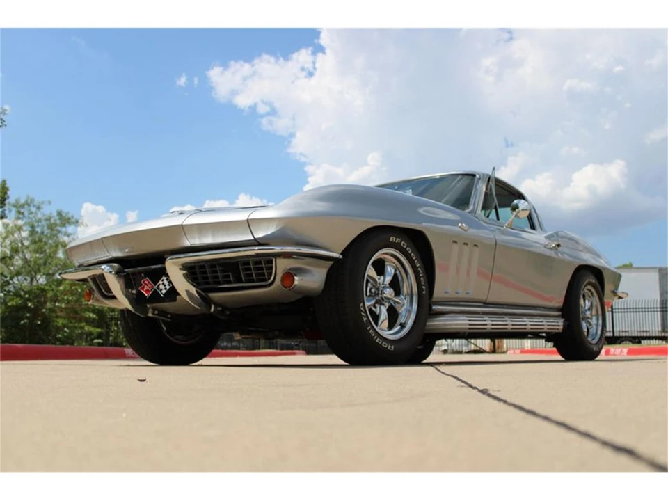1965 Chevrolet Corvette C2 - Image 4 of 31