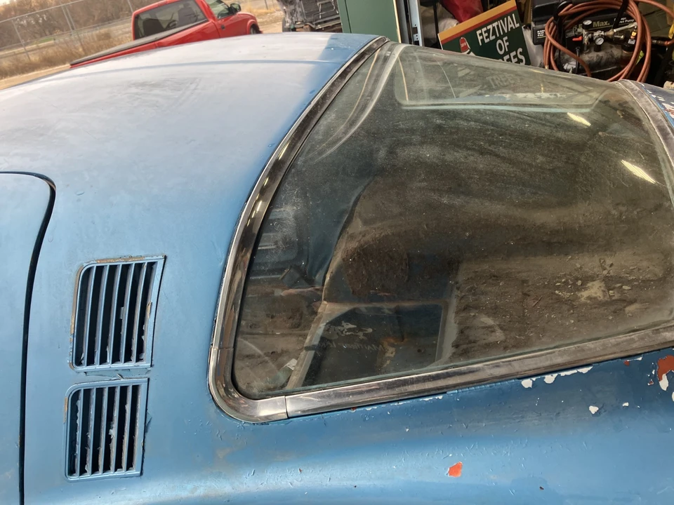 1965 Chevrolet Corvette C2 - Image 11 of 21