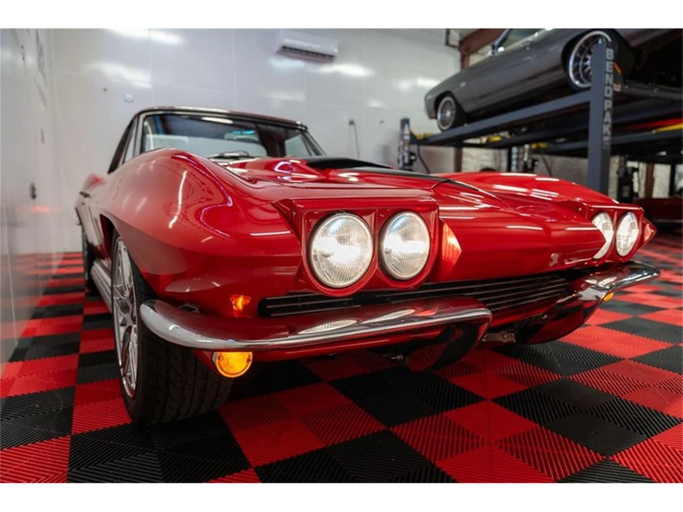 1965 Chevrolet Corvette C2 - Image 12 of 31