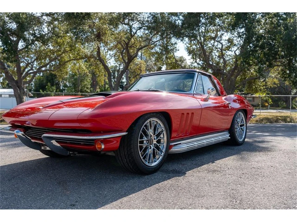 1965 Chevrolet Corvette C2 - Image 27 of 31