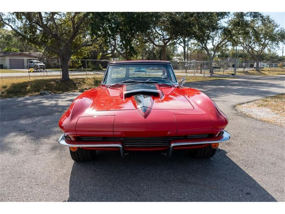 1965 Chevrolet Corvette C2 - Image 18 of 31