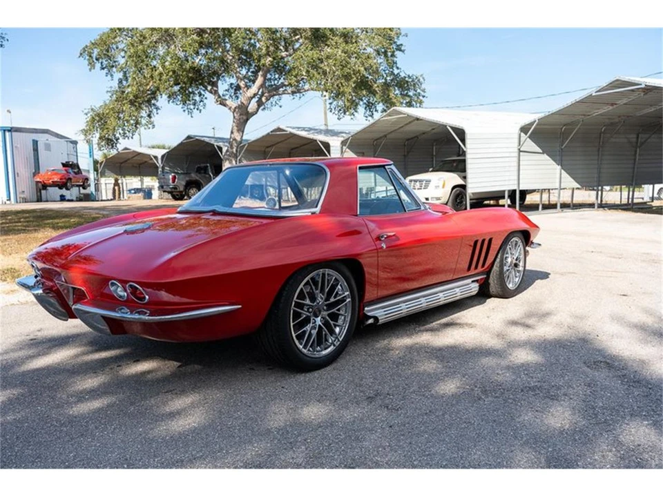 1965 Chevrolet Corvette C2 - Image 23 of 31
