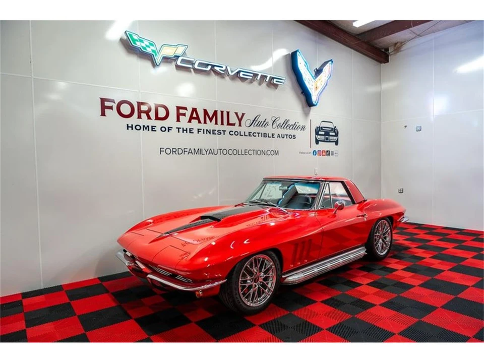 1965 Chevrolet Corvette C2 - Image 3 of 31