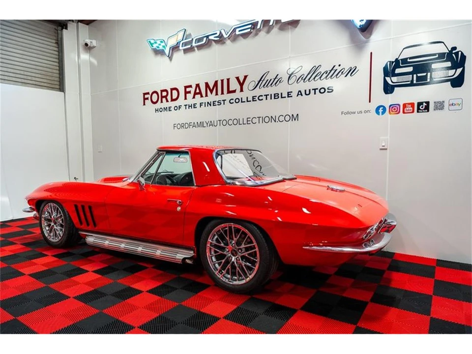 1965 Chevrolet Corvette C2 - Image 4 of 31