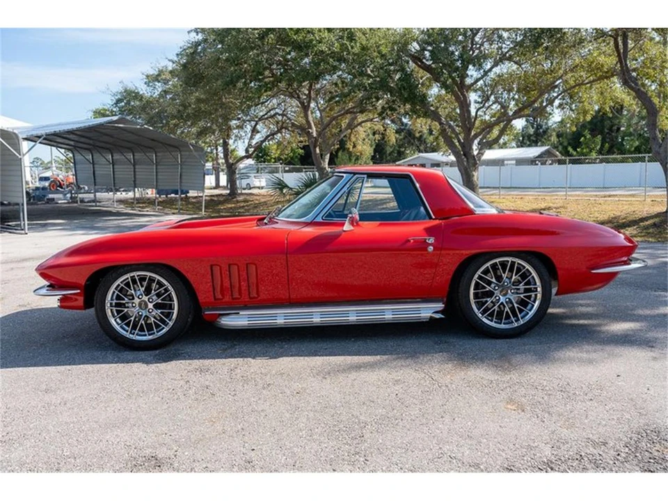 1965 Chevrolet Corvette C2 - Image 20 of 31