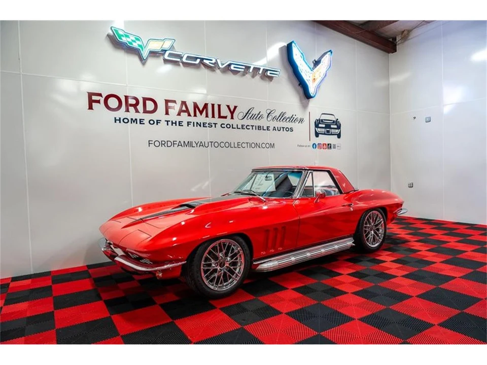 1965 Chevrolet Corvette C2 - Image 10 of 31