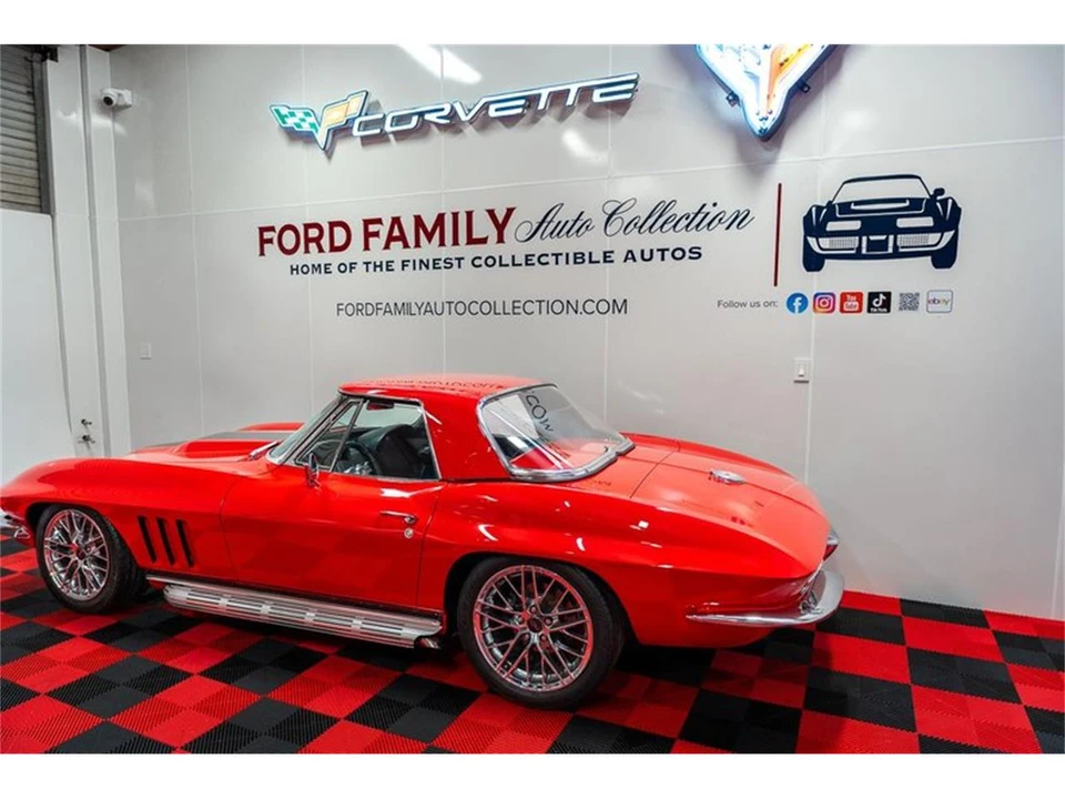 1965 Chevrolet Corvette C2 - Image 5 of 31