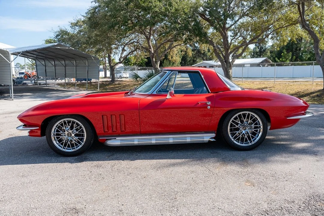 1965 Chevrolet Corvette C2 - Image 20 of 21