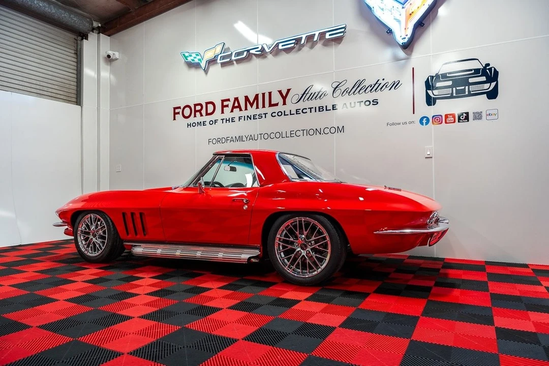 1965 Chevrolet Corvette C2 - Image 7 of 21