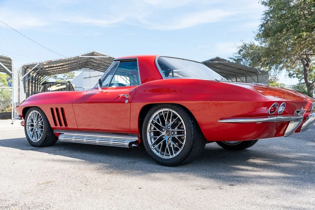 1965 Chevrolet Corvette C2 - Image 29 of 31