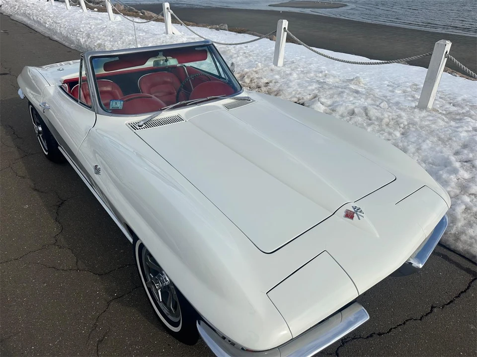 1965 Chevrolet Corvette C2 - Image 3 of 31