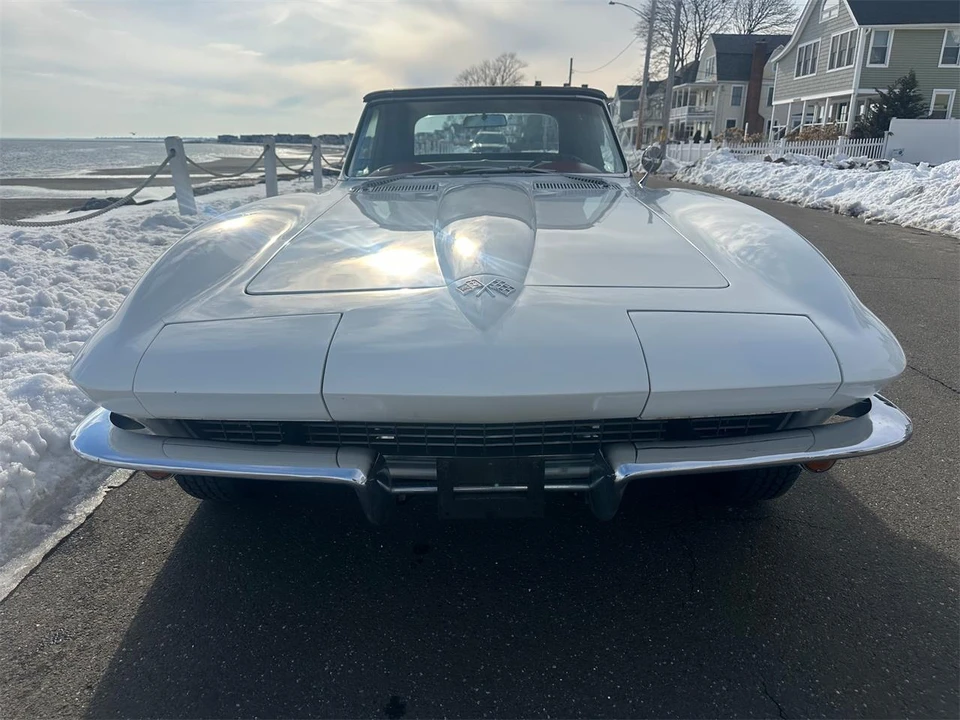 1965 Chevrolet Corvette C2 - Image 10 of 31