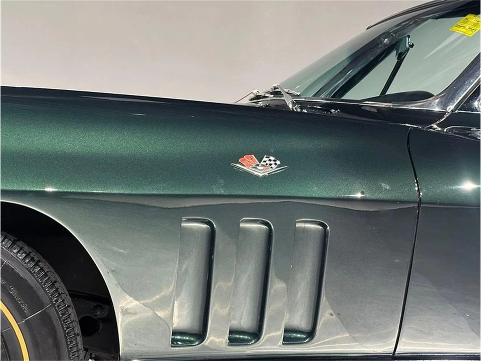 1965 Chevrolet Corvette C2 - Image 12 of 31