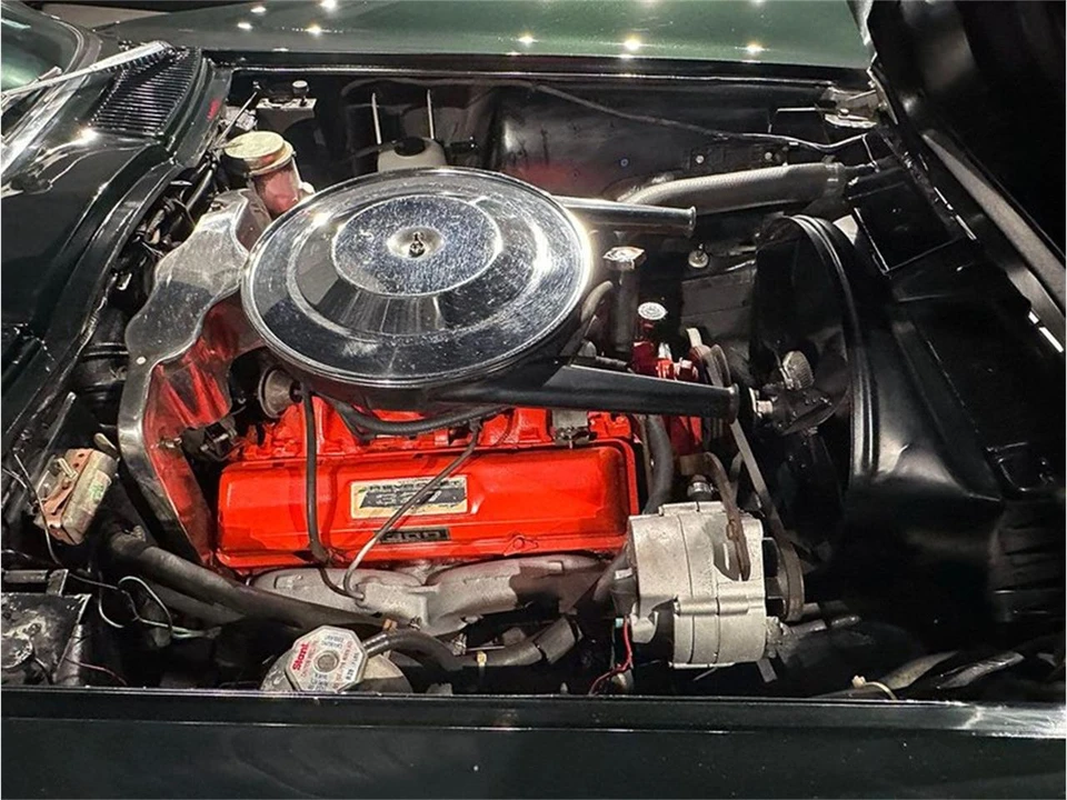 1965 Chevrolet Corvette C2 - Image 28 of 31