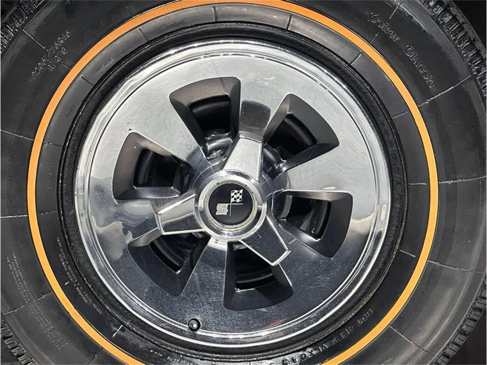 1965 Chevrolet Corvette C2 - Image 11 of 31