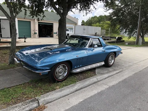 1965 Chevrolet Corvette C2 - Image 4 of 31