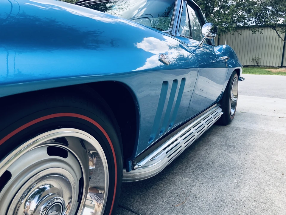 1965 Chevrolet Corvette C2 - Image 22 of 31