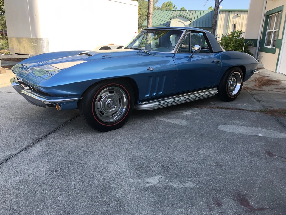 1965 Chevrolet Corvette C2 - Image 5 of 31
