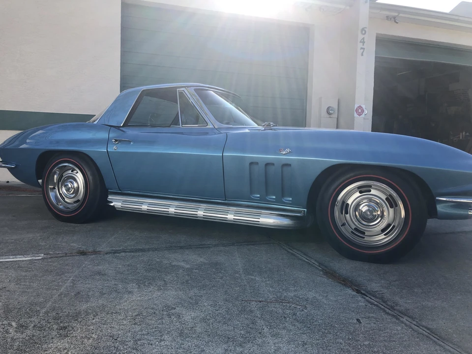 1965 Chevrolet Corvette C2 - Image 12 of 31