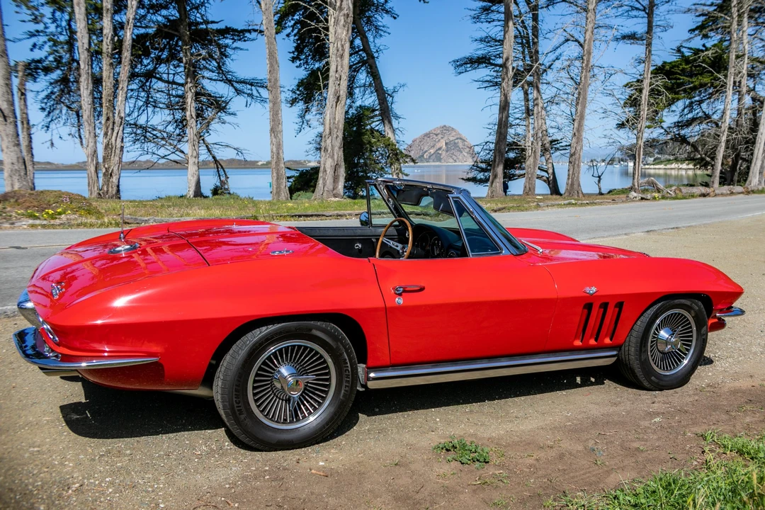 1965 Chevrolet Corvette C2 - Image 9 of 31