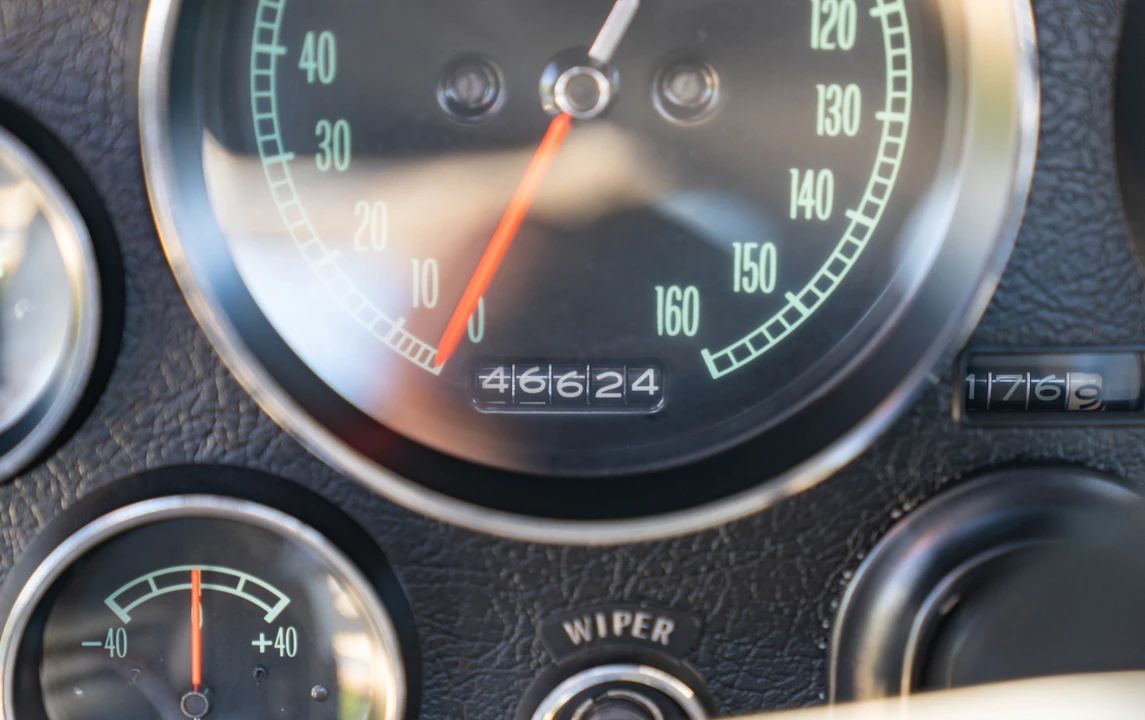 1965 Chevrolet Corvette C2 - Image 16 of 29