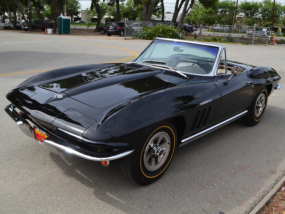 1965 Chevrolet Corvette C2 - Image 8 of 31