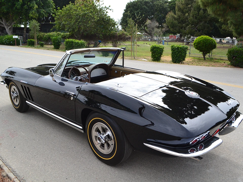 1965 Chevrolet Corvette C2 - Image 10 of 31