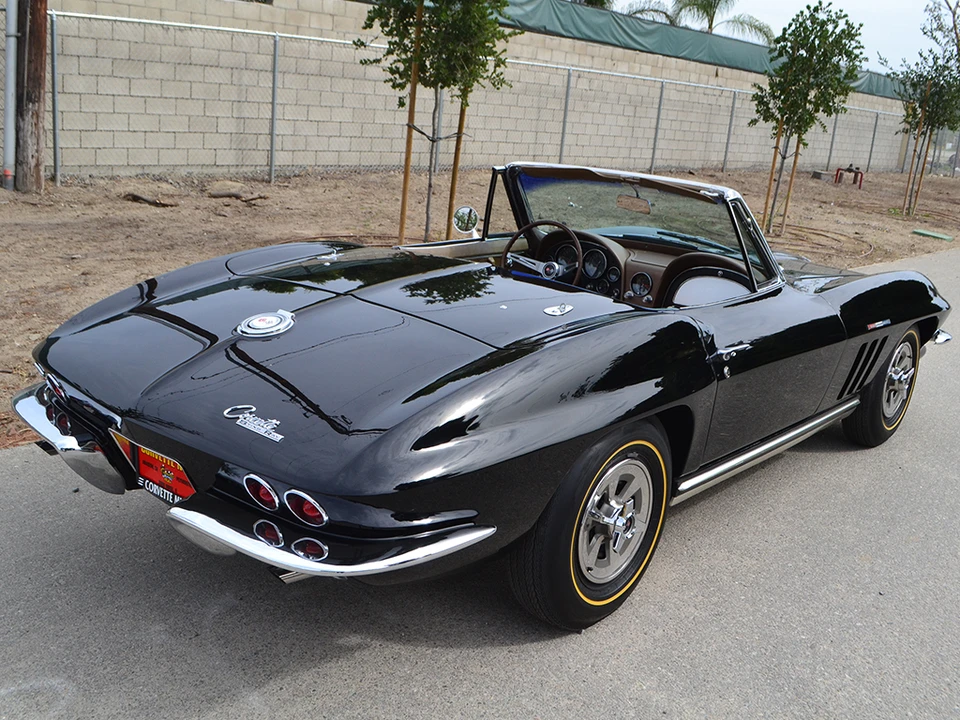 1965 Chevrolet Corvette C2 - Image 11 of 31