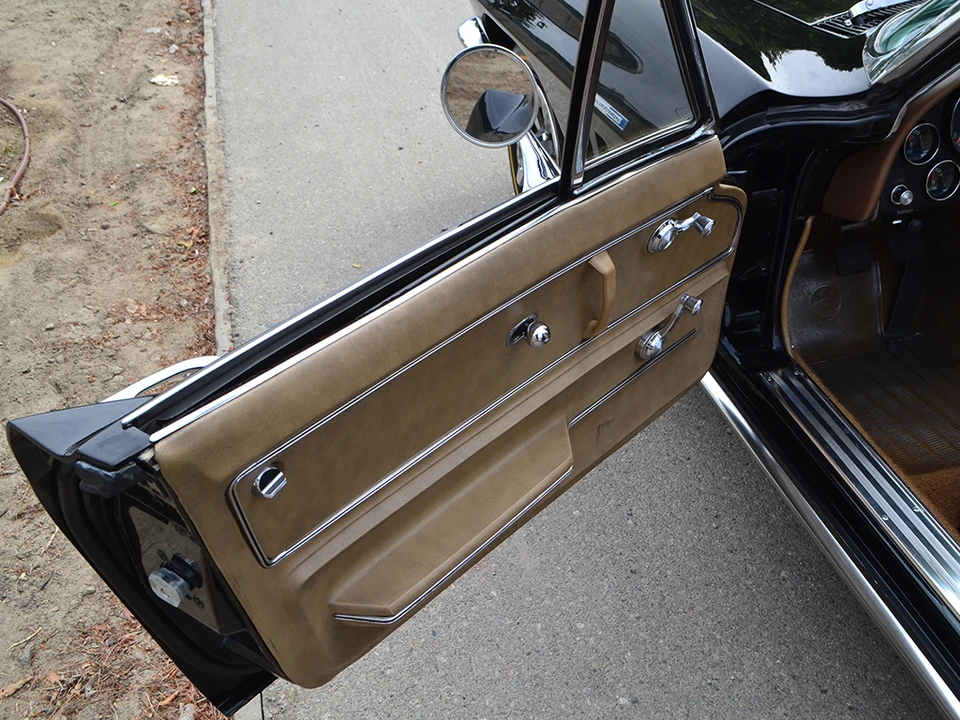 1965 Chevrolet Corvette C2 - Image 25 of 31