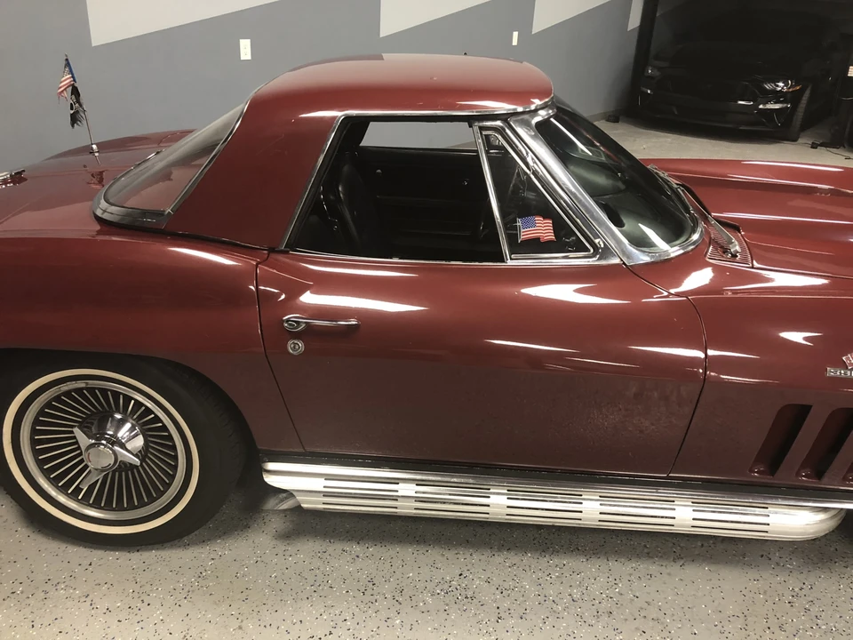 1965 Chevrolet Corvette C2 - Image 23 of 31
