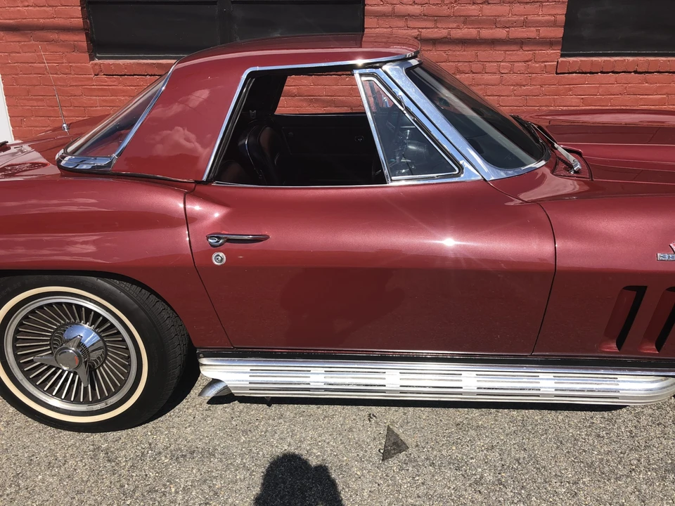 1965 Chevrolet Corvette C2 - Image 25 of 31