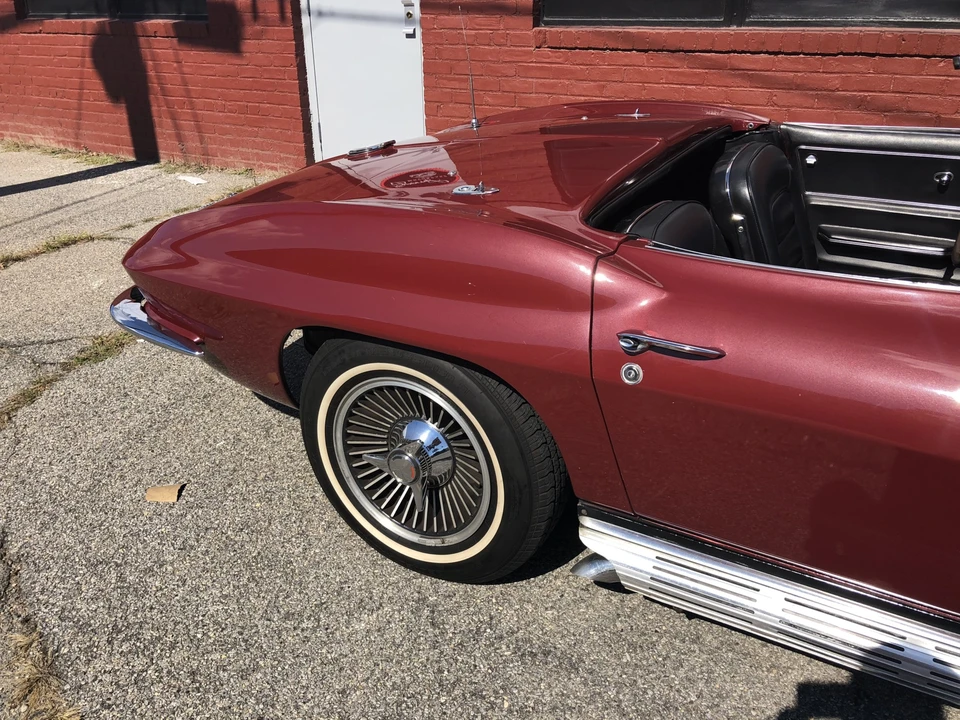 1965 Chevrolet Corvette C2 - Image 30 of 31